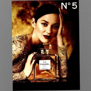 Chanel Art Chanel No.5 Parfum Bath Area Decor